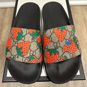 Gucci “strawberry slides”- worn once!! Size 38